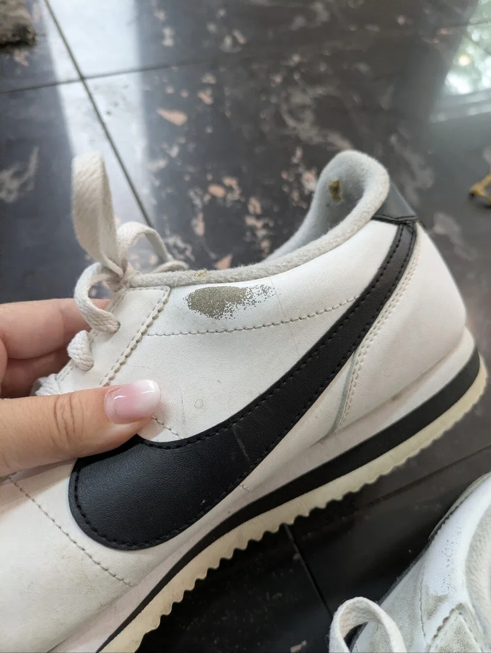 Nike Cortez Basic SI Gs White Sneakers Size 9